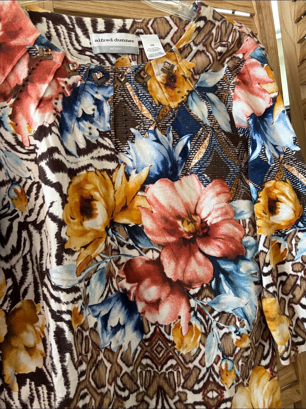 Alfred Dunner Floral Top in Brown, Blue, Pink & Yellow W/ An Embellished Neck PM - Picture 4 of 4